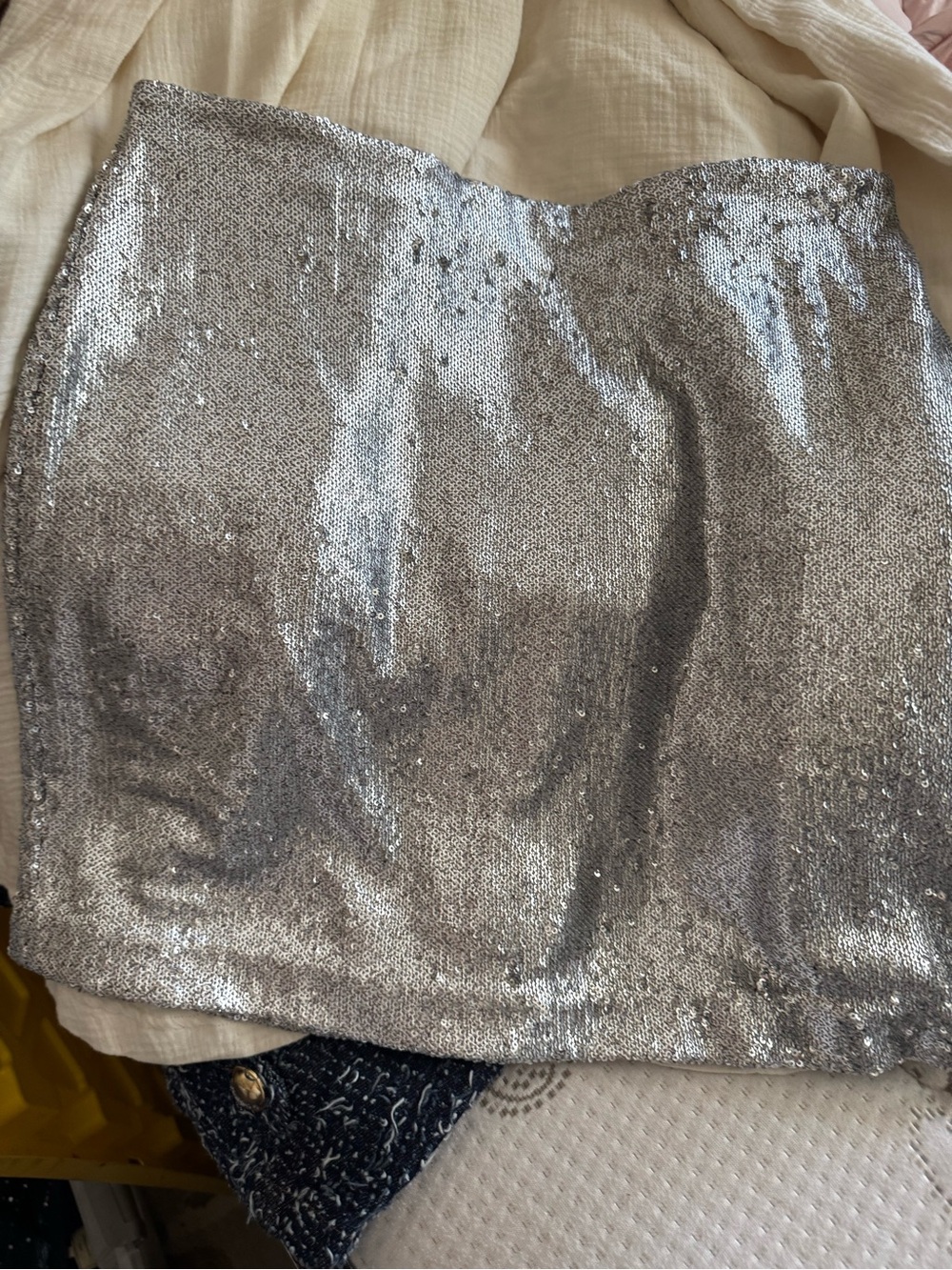 White House Black Market Silver Sequin Mini Skirt
